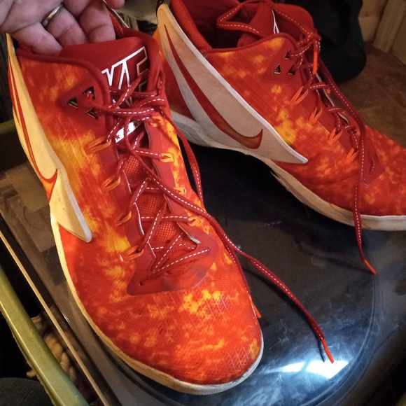 Awesome Mens Size 13 Nikes - Picture 2 of 2